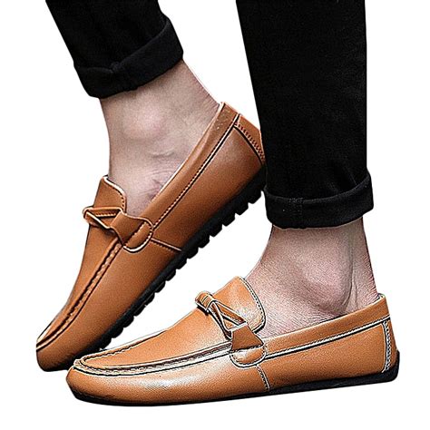 Mocassins pour hommes .